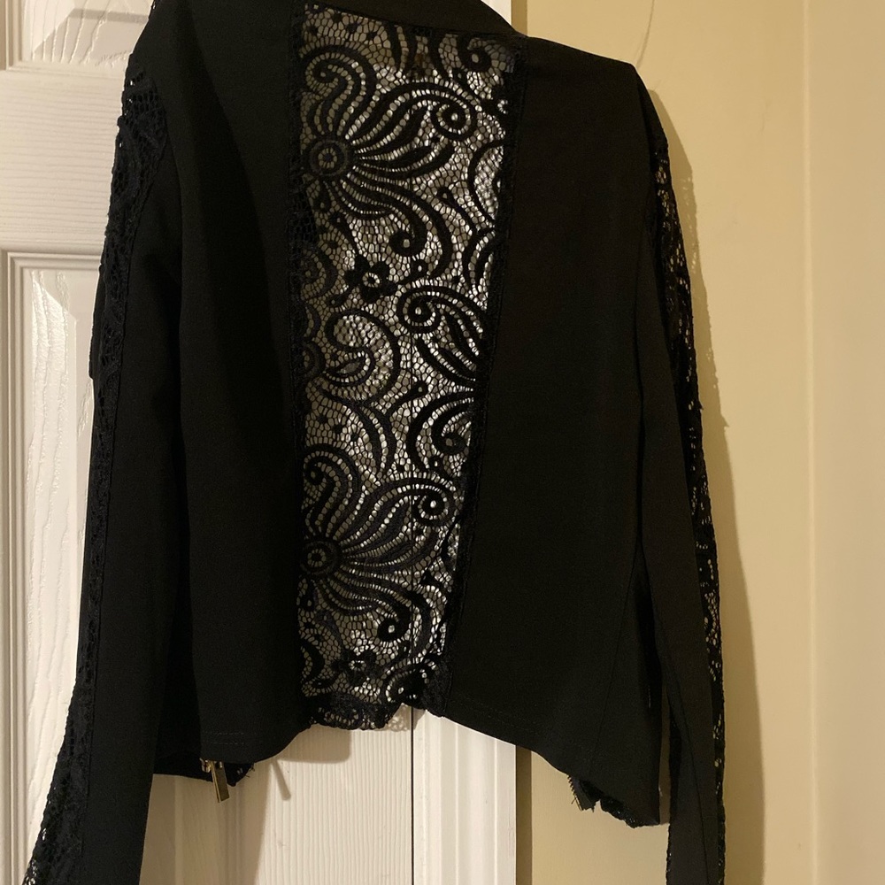 Lace Blazer - Picture 6 of 6